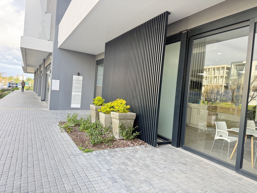 To Let Commercial Property for Rent in Paardevlei Western Cape